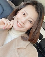 井上 香代子【未亡人】さんの写真